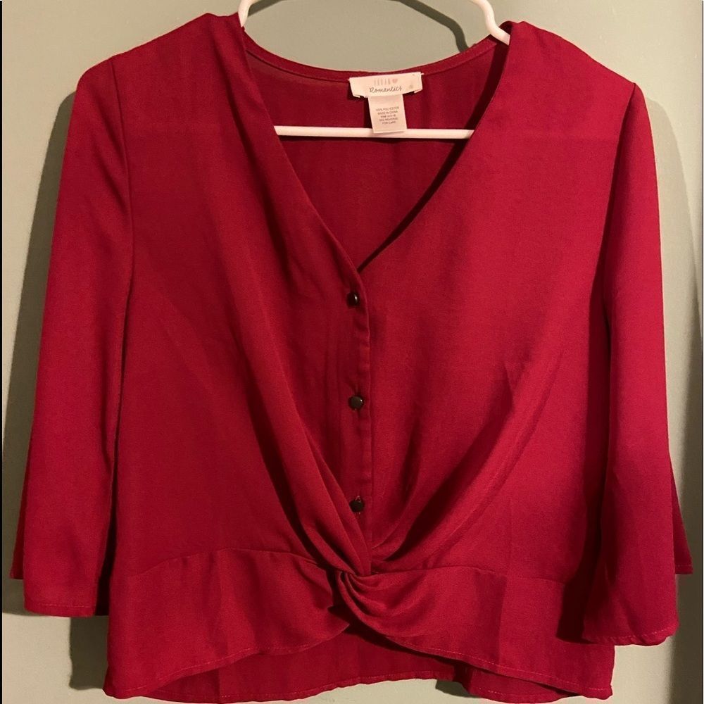 ❤️💕 Make an‎ offer💕❤️ Maroon Blouse